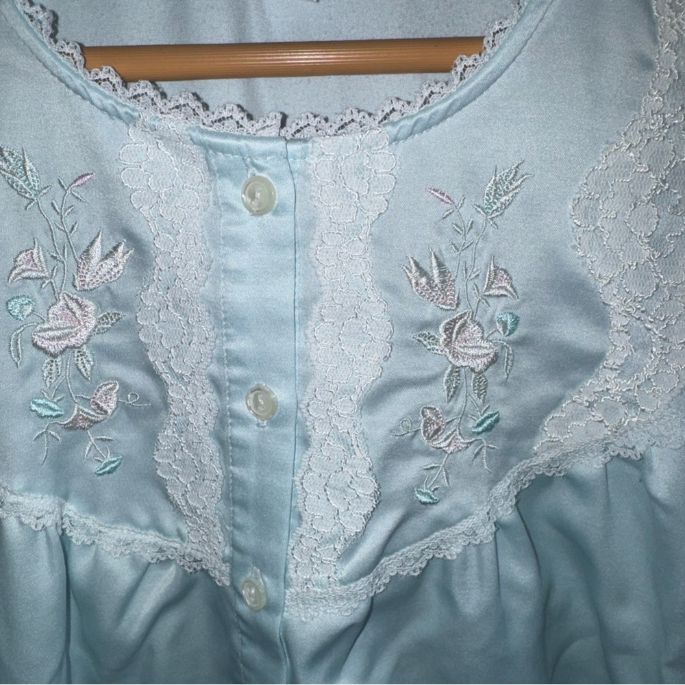 Miss Elaine Blue Lace Embroidered Night Gown S Long Sleeve 45 inch length - Picture 6 of 9